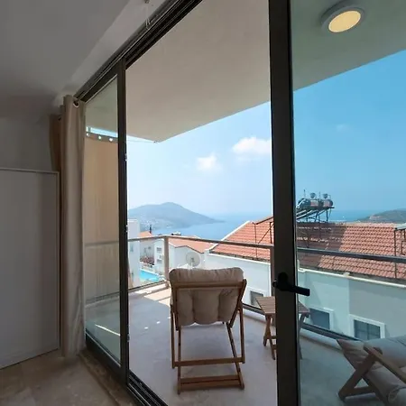 Central Triplex With Pool & Partial Sea View Tatil Evi *